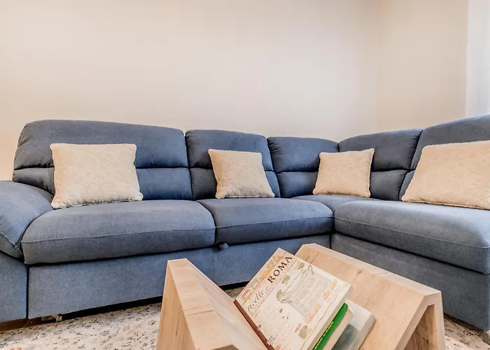 Apartamento Elegant And Spacious Facing The Subway Near The Vatican Roma