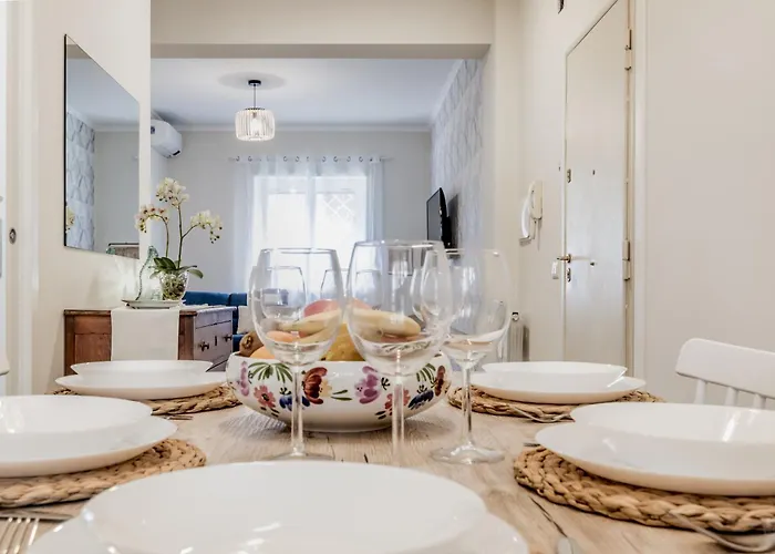 Elegant And Spacious Facing The Subway Near The Vatican Apartamento Roma