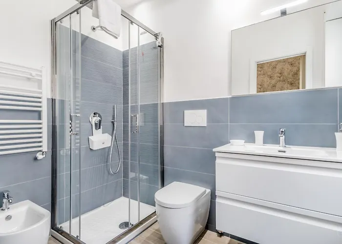 Elegant And Spacious Facing The Subway Near The Vatican Apartamento Roma